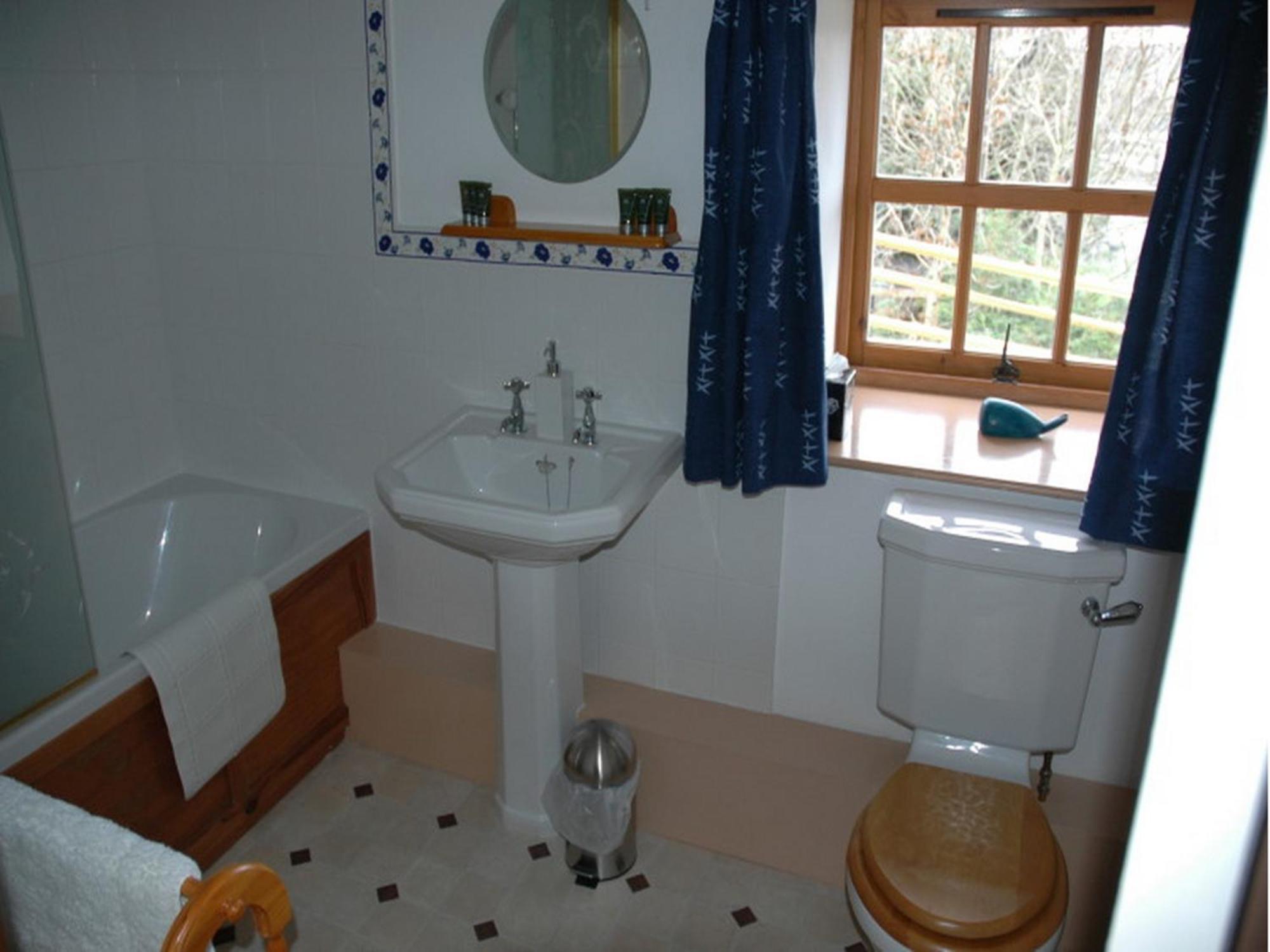 Bed and Breakfast The Old Mill Вулер Экстерьер фото